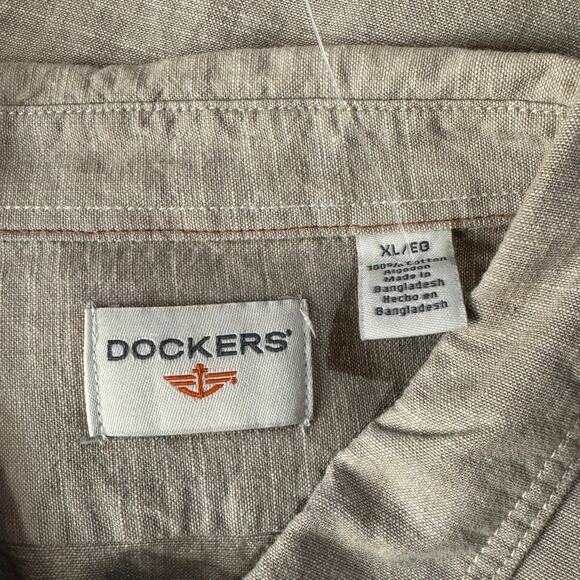 Dockers X-Large Mens Button-Up Shirt Long Sleeve Pockets Collar Wood Tan Casual - Picture 7 of 9